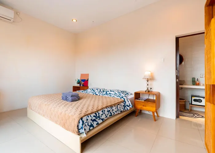 Baliwatchi With Kitchen, Wi-fi And Pool