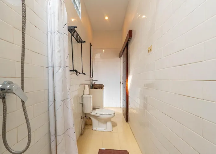 ゲストハウス Baliwatchi With Kitchen, Wi-fi And Pool