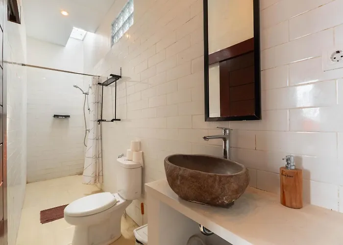 ゲストハウス Baliwatchi With Kitchen, Wi-fi And Pool 3*